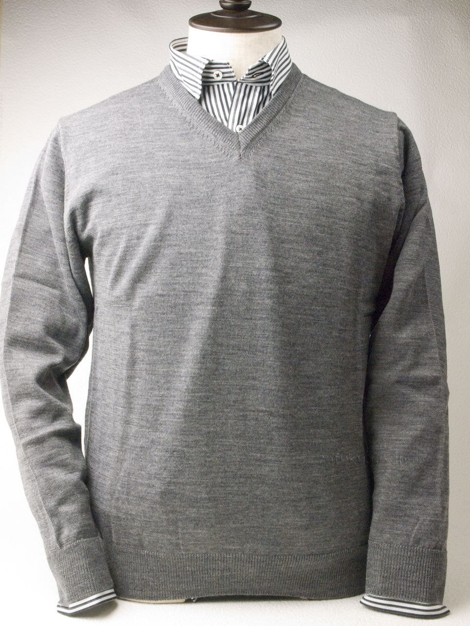 SUZUKIオリジナル SZ04 スーパーエキストラファインメリノ Vネック セーター