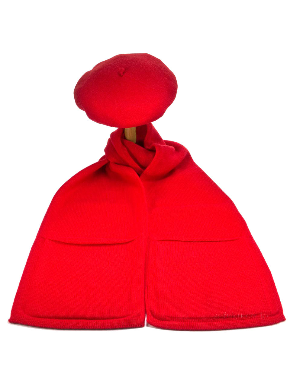 ROBERT MACKIE Robert Mackie CONON beret B768